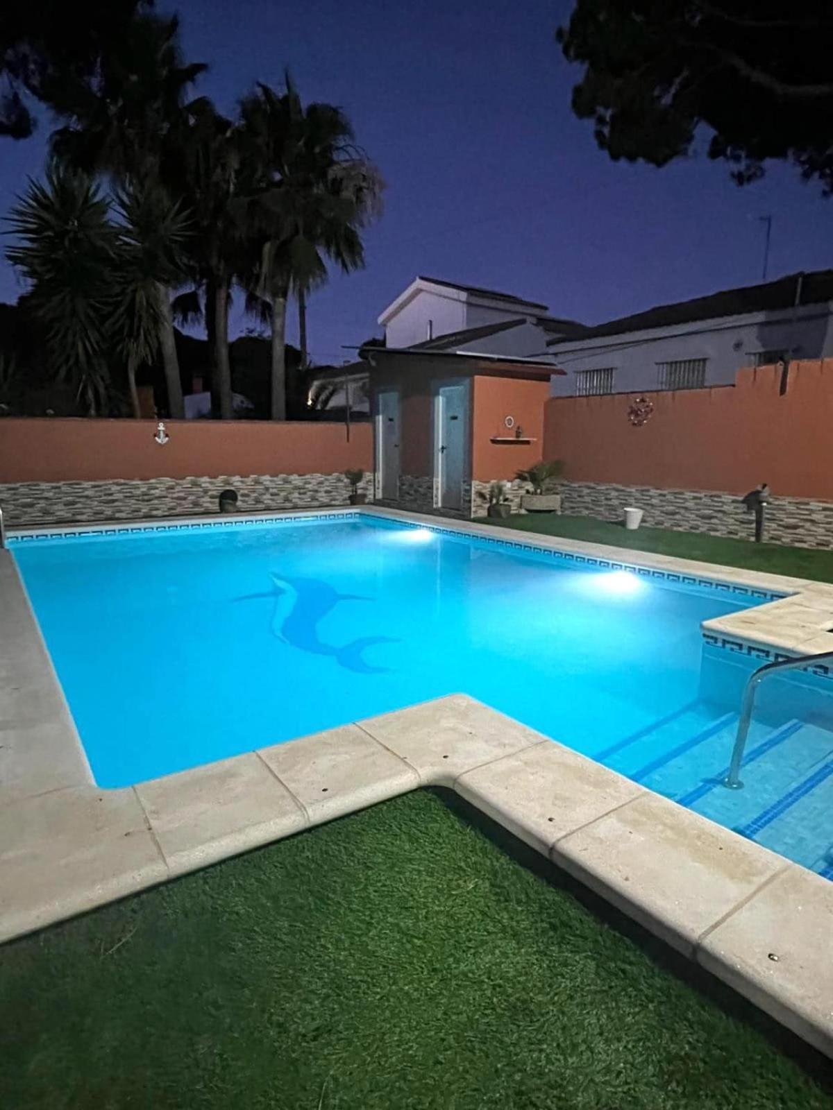 Chalet Los Pinos Con Piscina Privada Novo Sancti Petri Εξωτερικό φωτογραφία